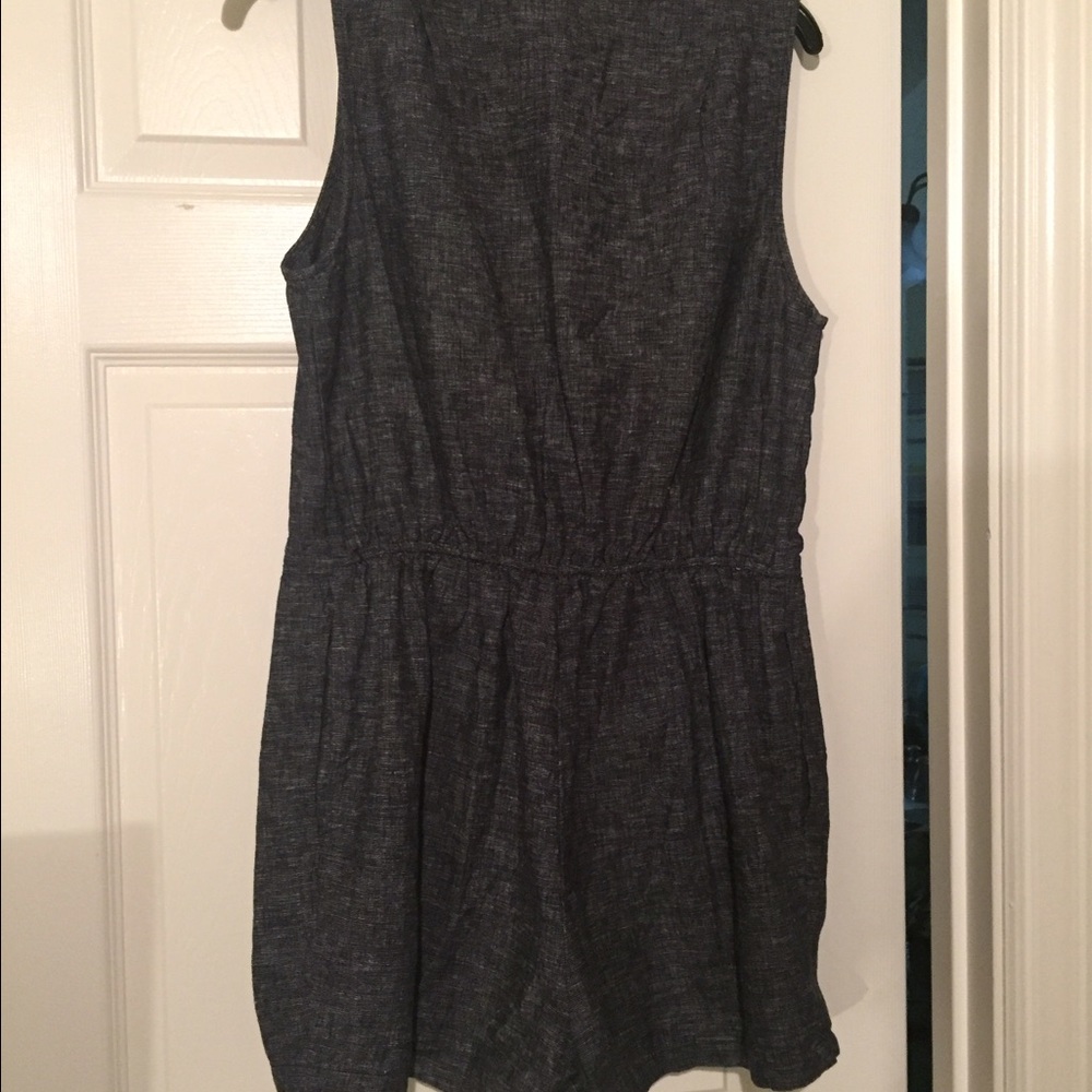 Romper - Picture 2 of 3