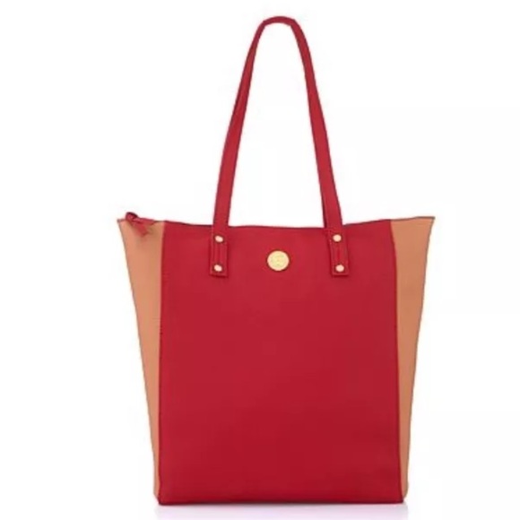 Saffiano Leather Zippered Tote/Shopper with RFID - Picture 2 of 8