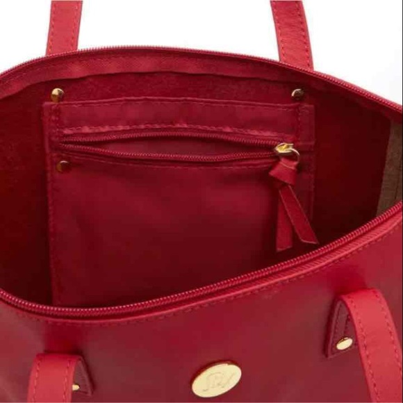 Saffiano Leather Zippered Tote/Shopper with RFID - Picture 5 of 8