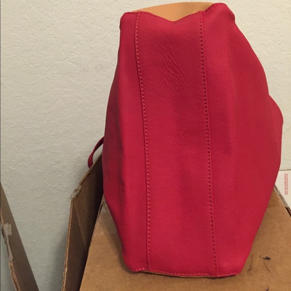 Saffiano Leather Zippered Tote/Shopper with RFID - Picture 8 of 8