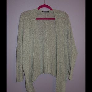Grayish white cardigan