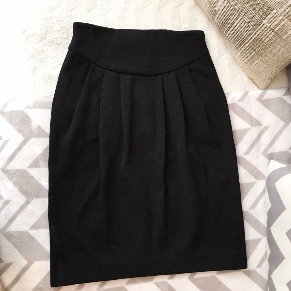 Donna Karen Wool Skirt
