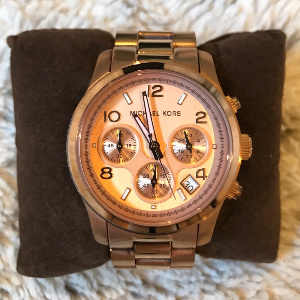 Michael Kors Women's Runway Rose Gold-Tone Watch