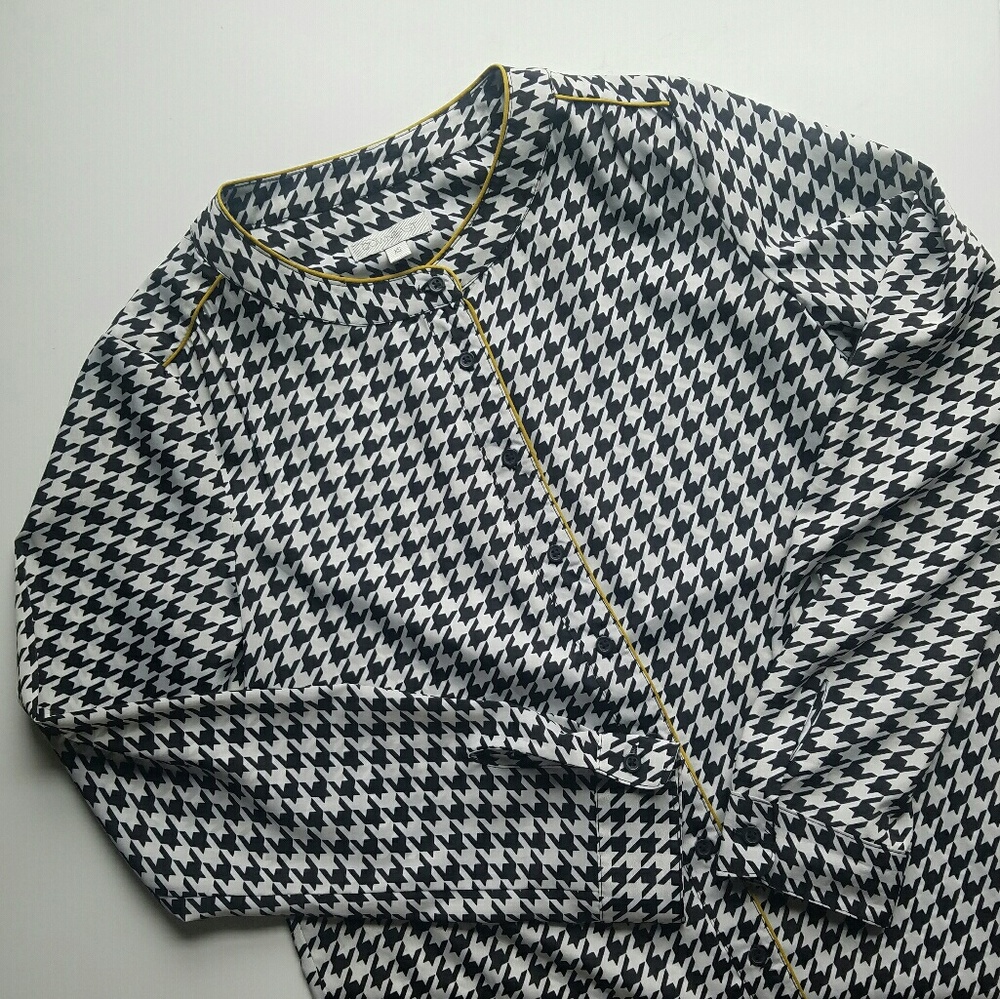 DownEast Houndstooth Blouse