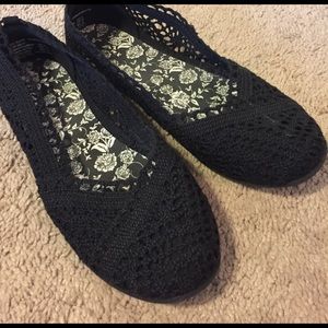Black Crochet Flats