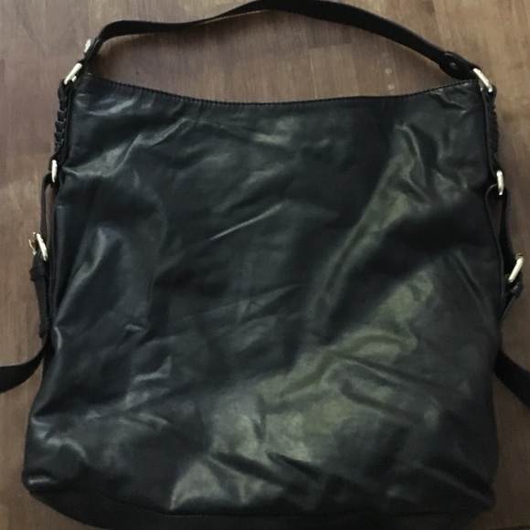 ❤️NWOT Beautiful black Marc fisher bag pleather - Picture 2 of 4
