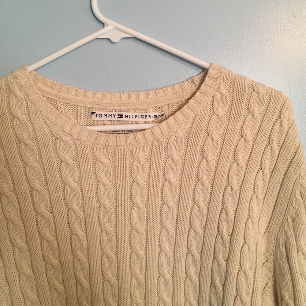 xl Tommy Hilfiger cable knit sweater