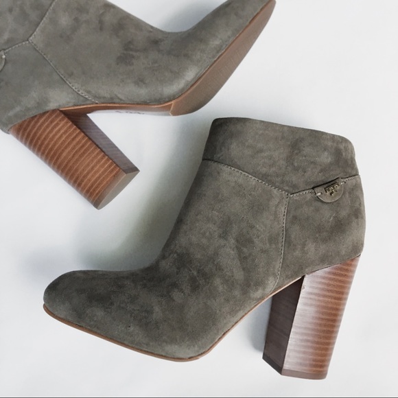 Tory Burch Shoes - ✨New✨Tory Burch Fulton Bootie US 10.5