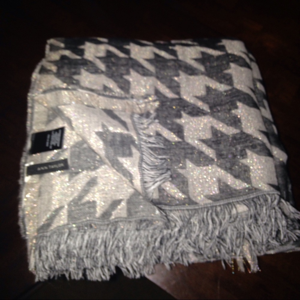 ANN TAYLOR SCARF WRAP