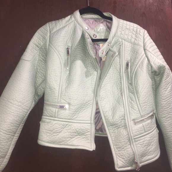 (SOLD) Leather jacket in mint green - Picture 1 of 3