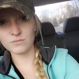 Meet your Posher, Casey