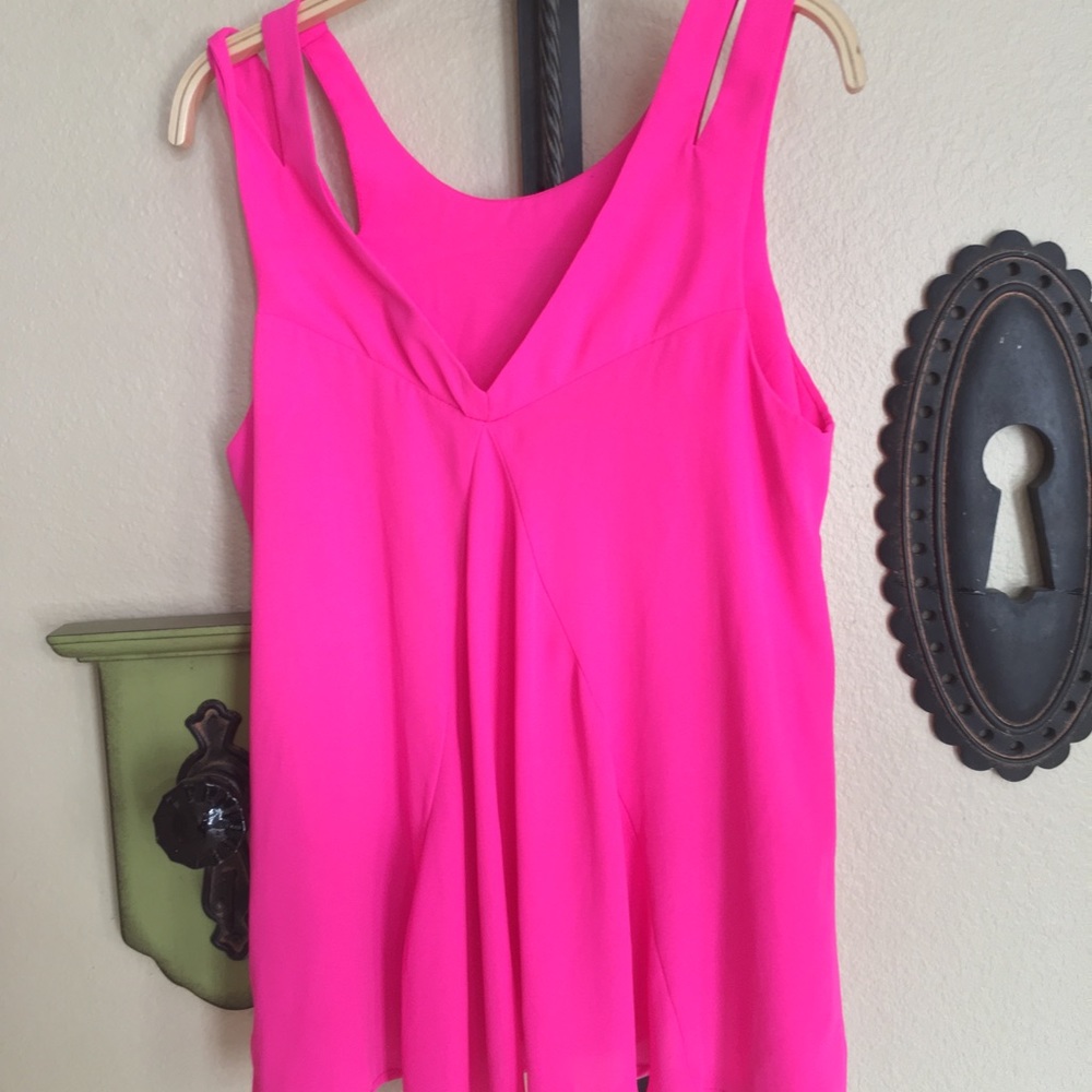 Jealous tomato hot pink top like new - Picture 2 of 3