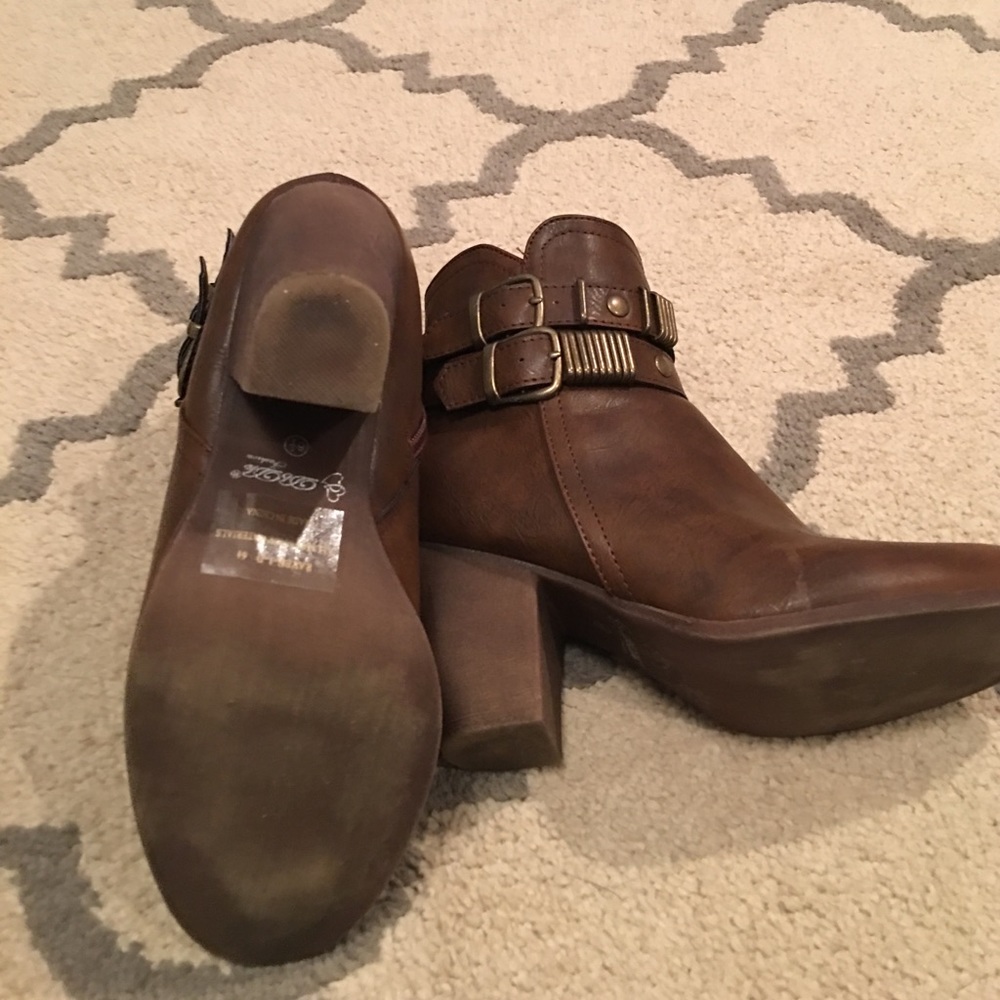 Booties - Picture 3 of 5