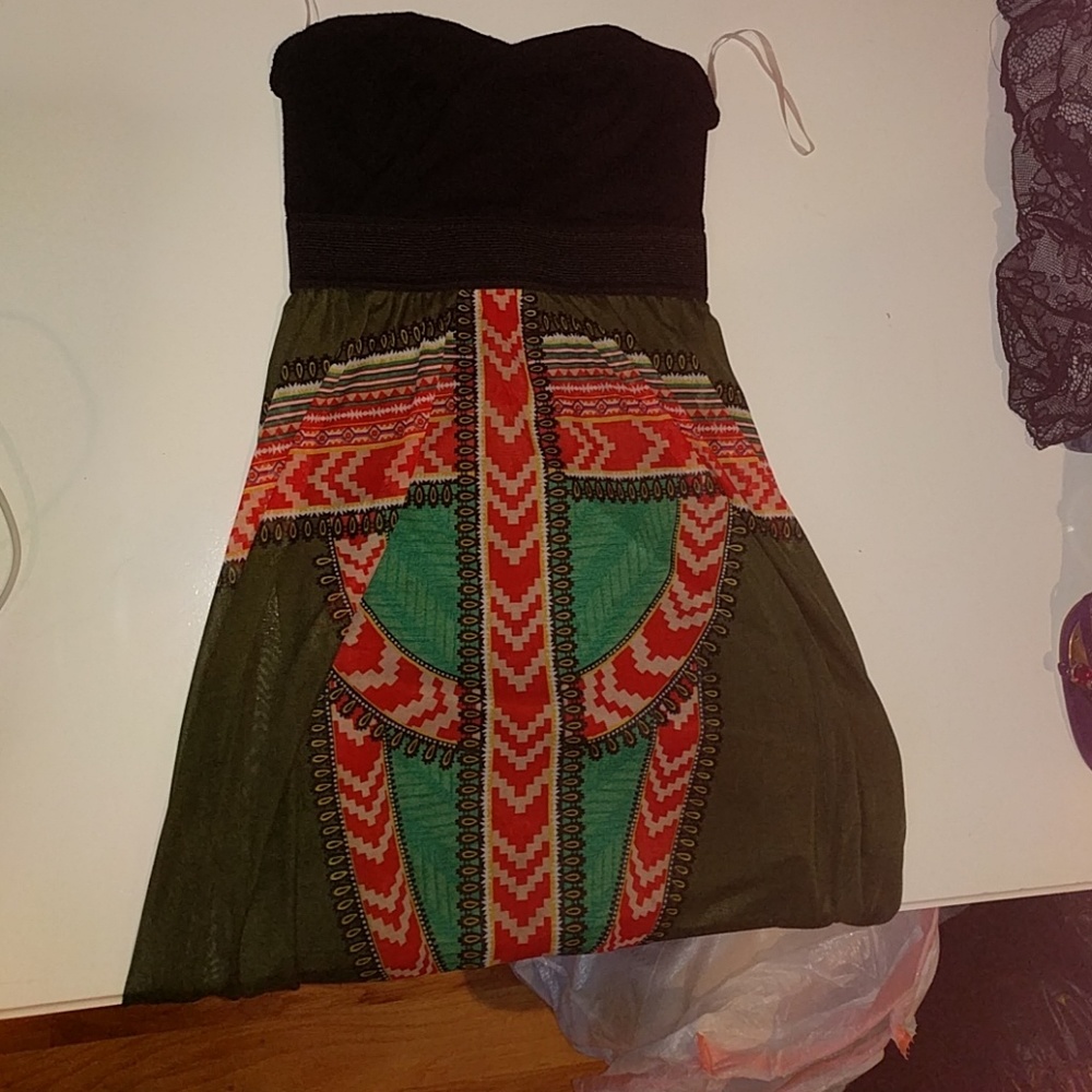 Dress - Picture 3 of 4