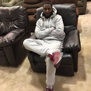 Meet your Posher, Marcus