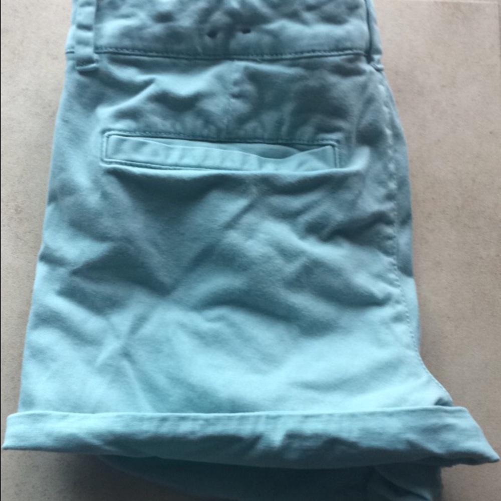 FINAL MARKDOWN ✨ American Eagle Midi Shorts