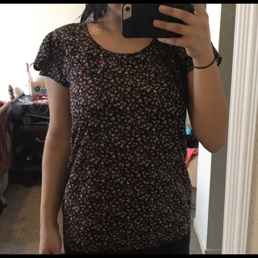 Floral top