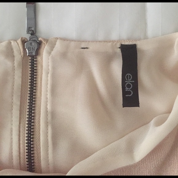 Tan sweater - Picture 3 of 4