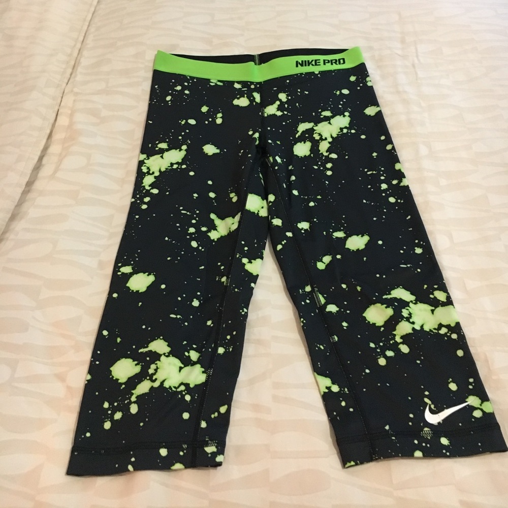 Nike Pro dri-fit training capris