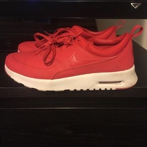 Nike Women's Air Max Thea Prm Running Shoe