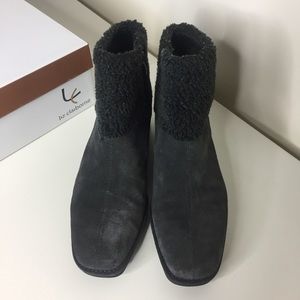 ❌❌SOLD❌❌ Liz Clairborne Grey Suede Boots. Size 6M