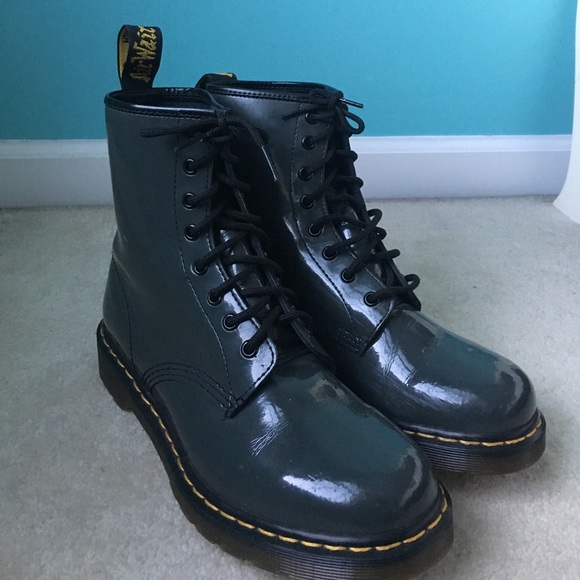 Dr. Martens Shoes - Dr. Martens 1460 smooth green