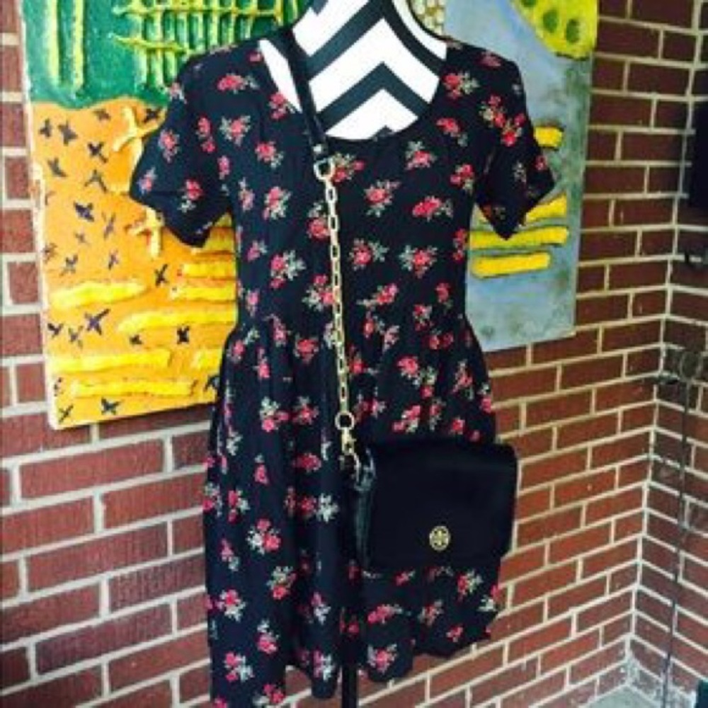 Brandy Melville floral dress