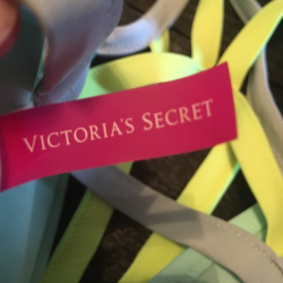Top bathing suit victoria secret - Picture 1 of 2