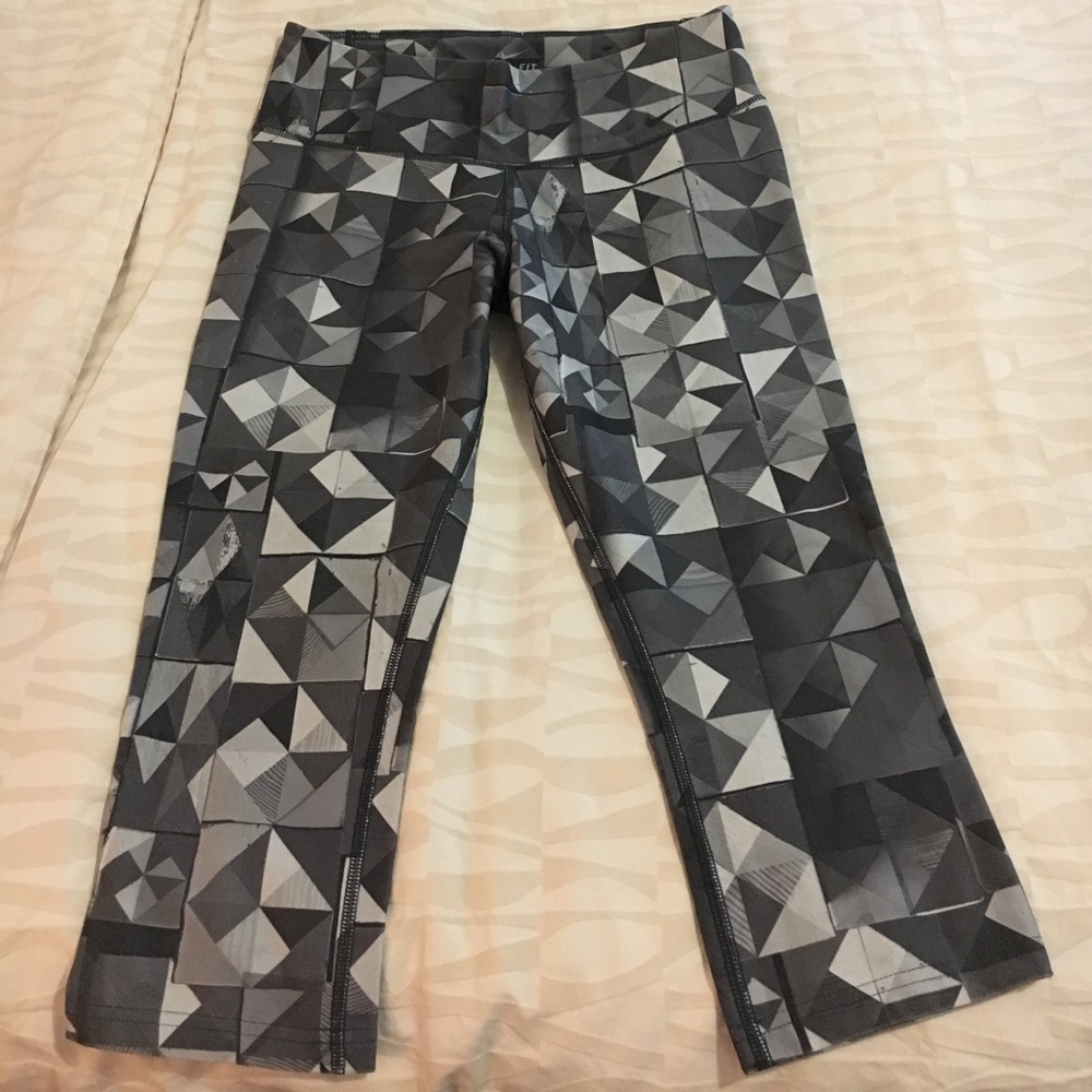 Nike dri-fit training capris