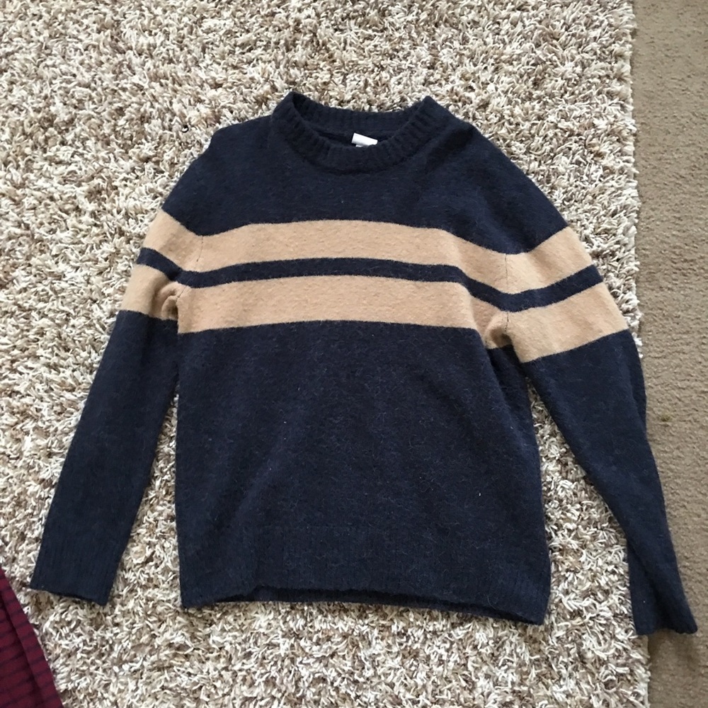 Men's casual sweater