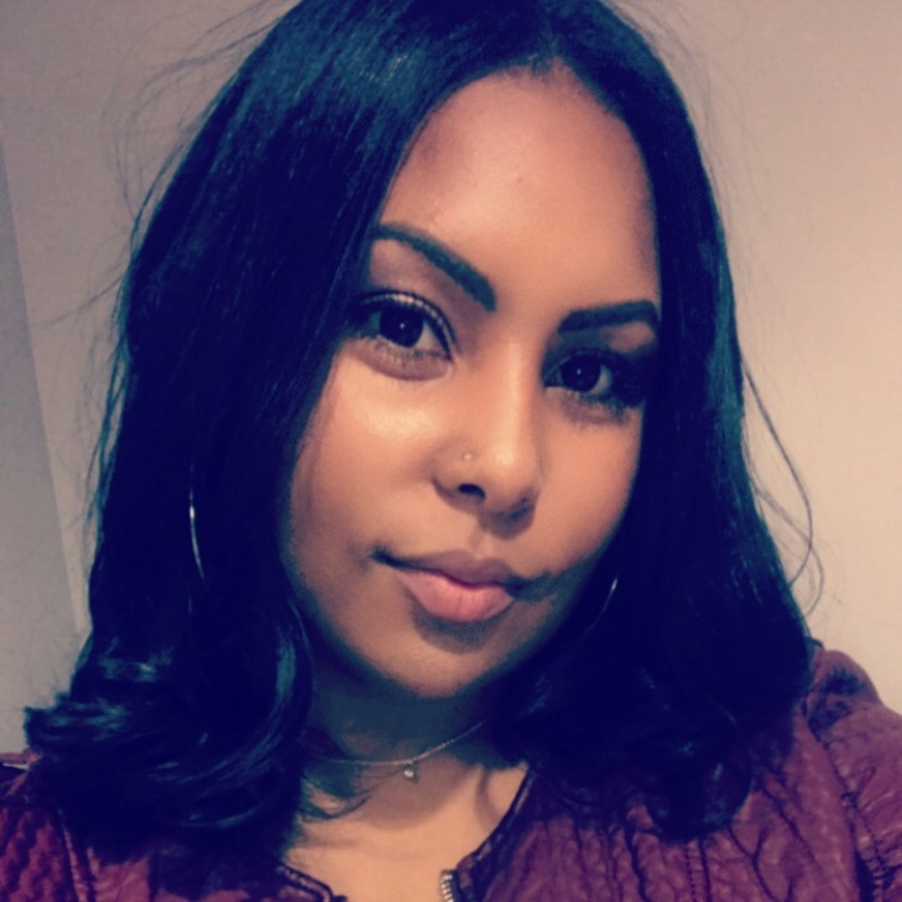 Meet your Posher, Alexus