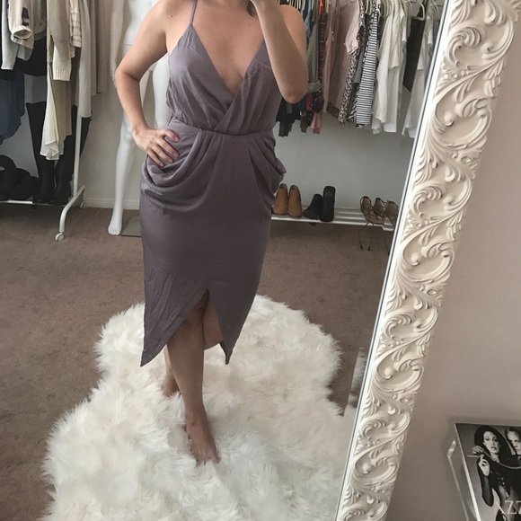 Drapey Surplice V-Neck Dress - Picture 7 of 8