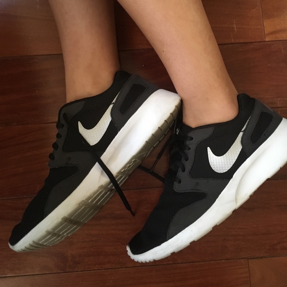 Nike Kaishi Shoes