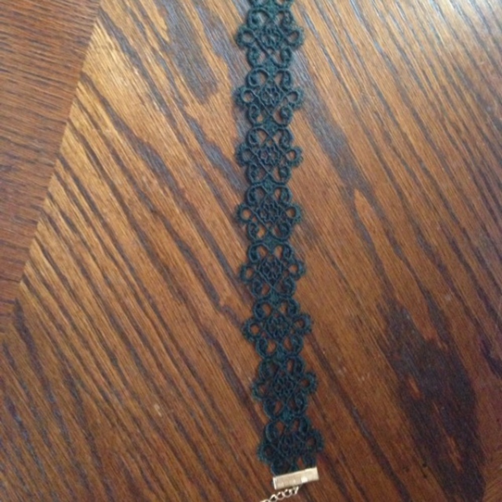 Rue 21 Lace Choker