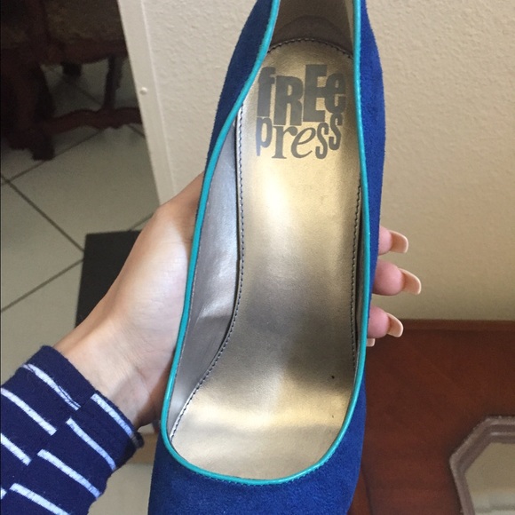 Free Style Heels - Picture 4 of 4