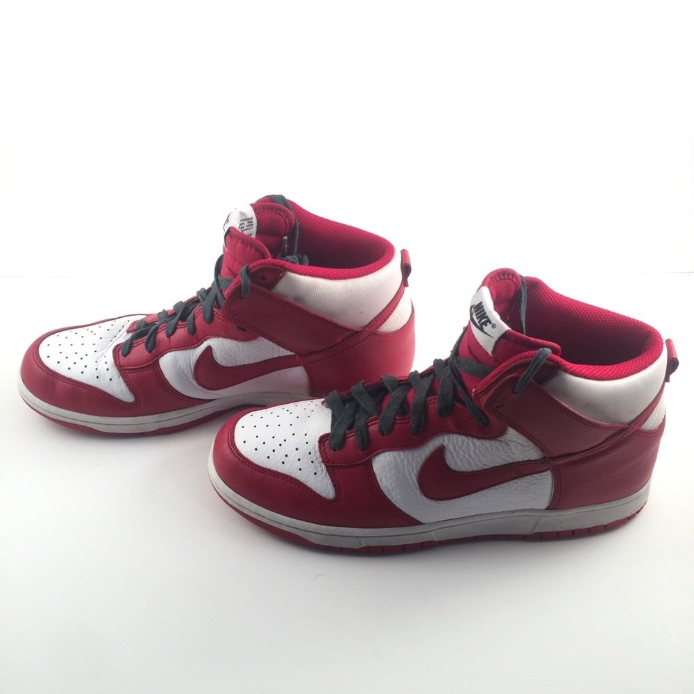 Nike Dunk High LE White Red Sz 10.5 Chicago Bulls