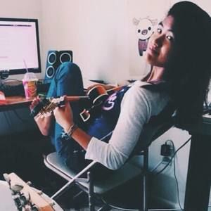 Meet your Posher, Bea