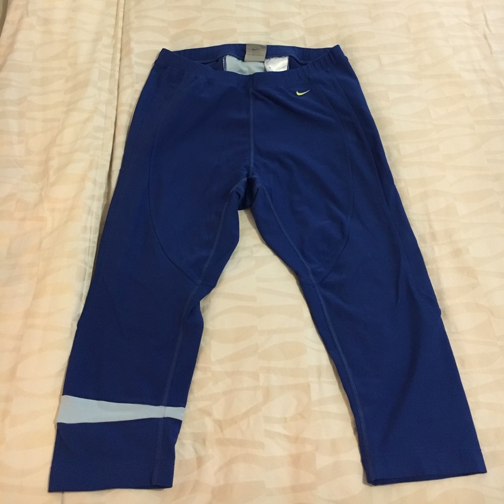 Nike dri-fit workout capris