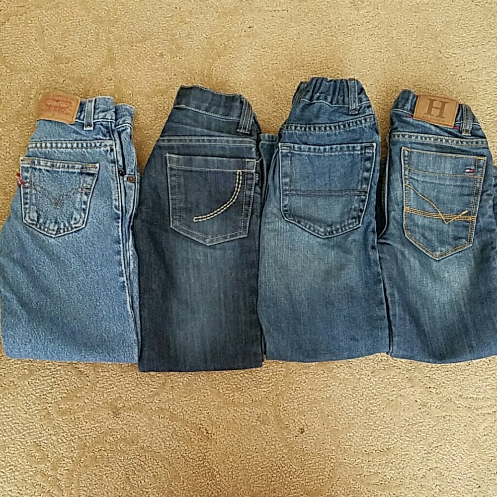SOLD!!!!!!!Lot of 4 pairs boys size 5 jeans