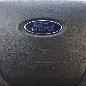 Meet your Posher, Shay