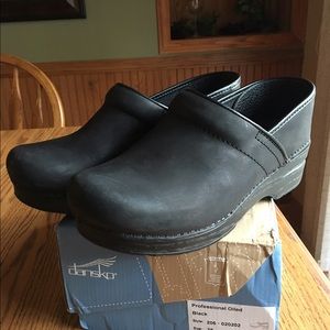 Dansko professional shoes