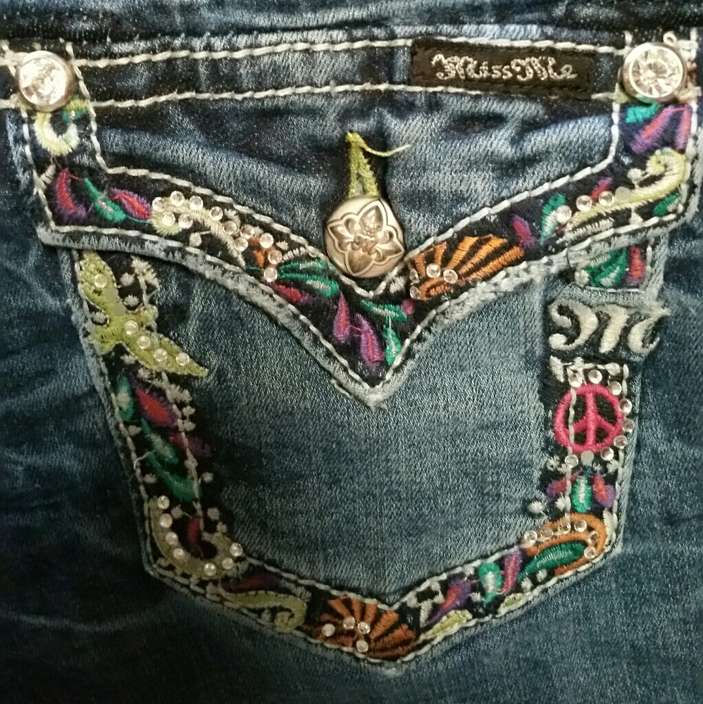 Miss Me Capris
