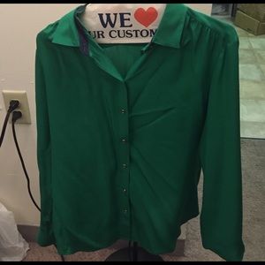 Banana Republic Green Silk Long Sleeved Blouse