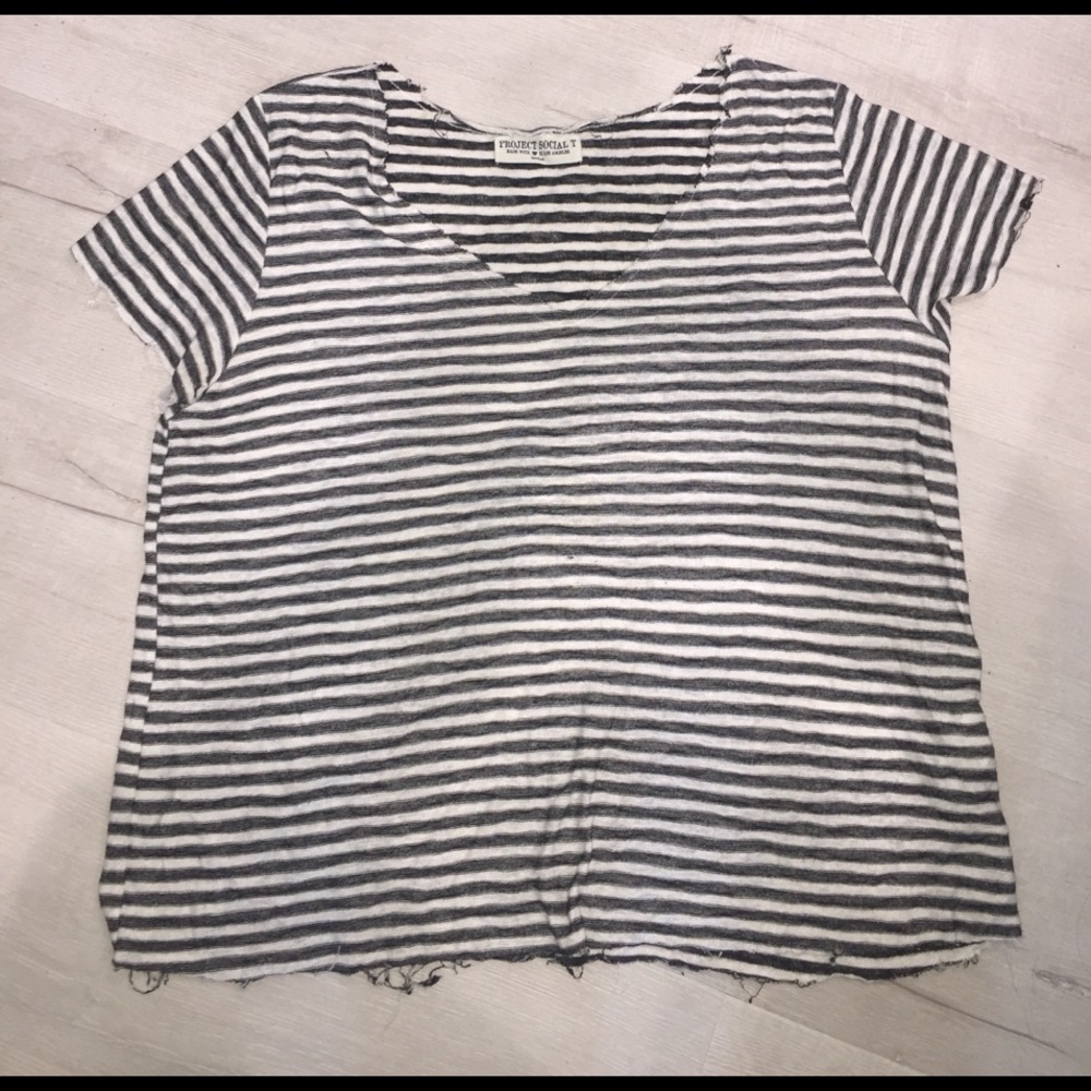 urban outfitters project social T