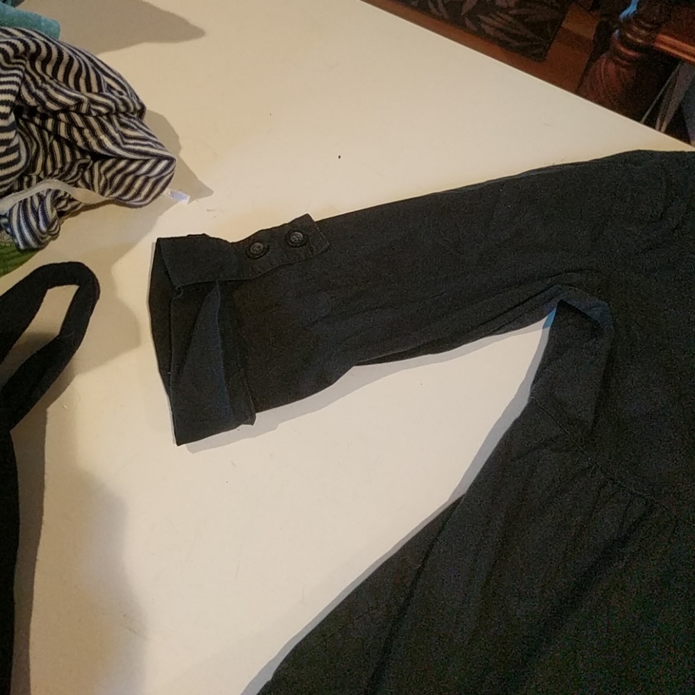 Shirt - Picture 3 of 4