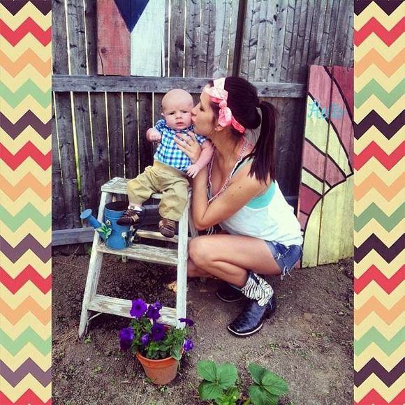 Meet your Posher, Paige - Picture 1 of 1