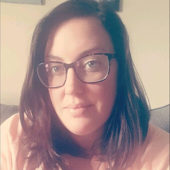 Meet your Posher, Ashton - Picture 1 of 1