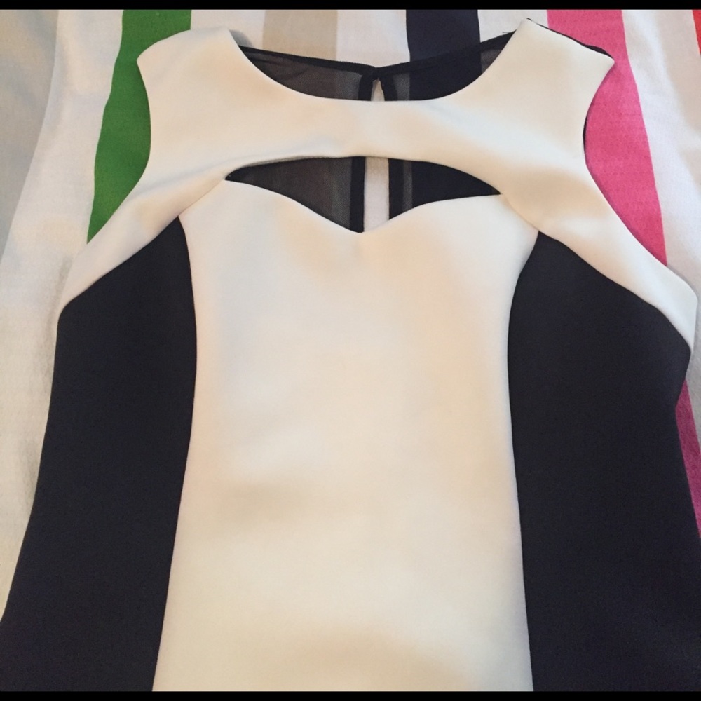 Guess black and white Dress