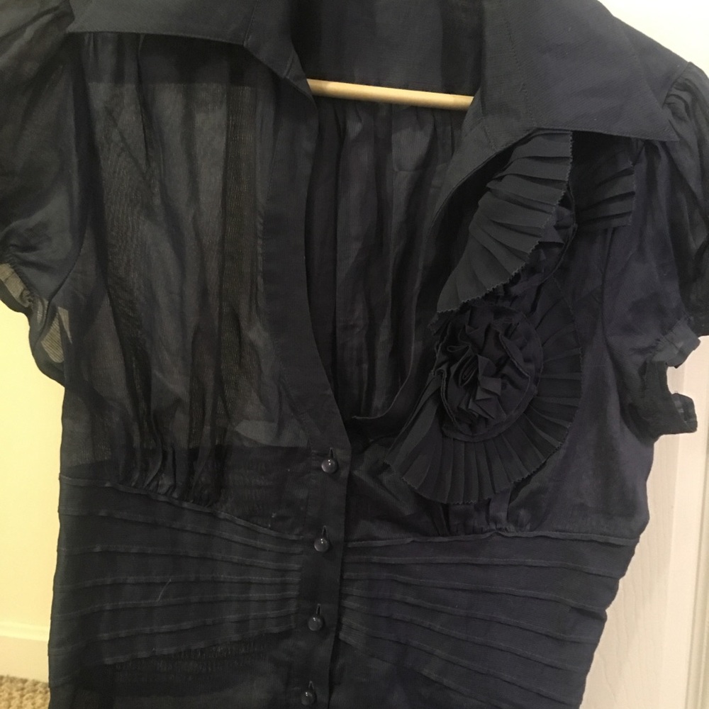 Bebe short sleeve blouse