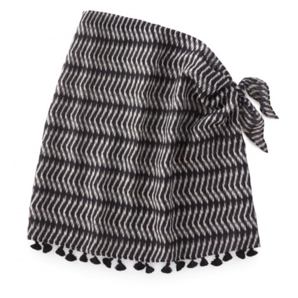 Stella & Dot black/white sarong L/XL never worn